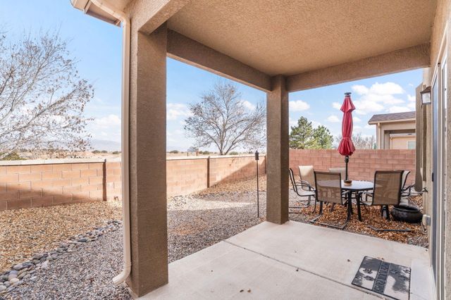 8924 Mission Ridge Drive NW, Albuquerque, NM 87114