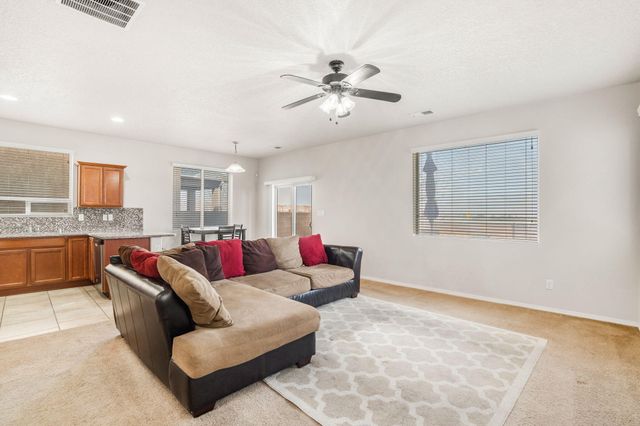 8924 Mission Ridge Drive NW, Albuquerque, NM 87114