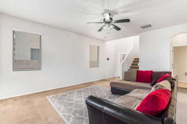 8924 Mission Ridge Drive NW, Albuquerque, NM 87114