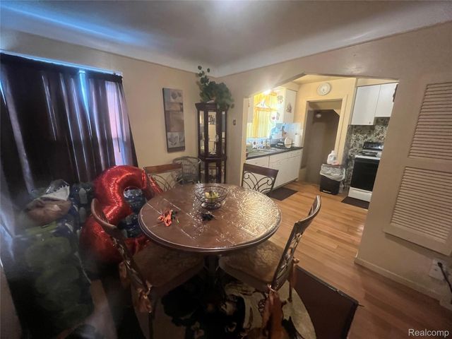 17665 Runyon Street, Detroit, MI 48234