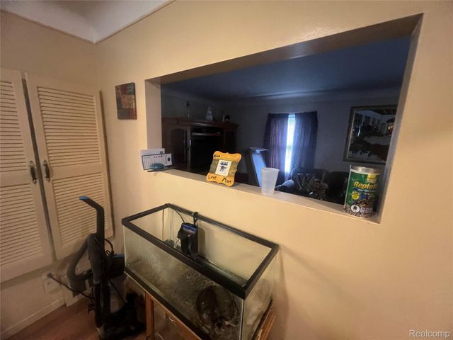 17665 Runyon Street, Detroit, MI 48234