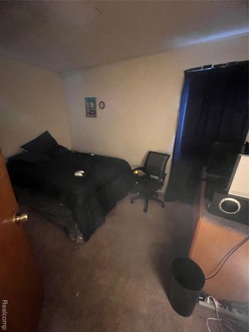 17665 Runyon Street, Detroit, MI 48234