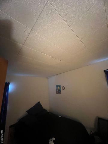 17665 Runyon Street, Detroit, MI 48234