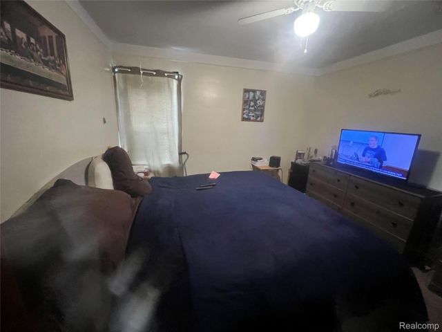 17665 Runyon Street, Detroit, MI 48234