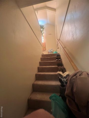 17665 Runyon Street, Detroit, MI 48234