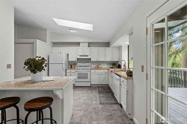 5820 53rd Avenue NW, Gig Harbor, WA 98335