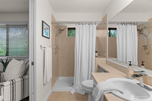 5820 53rd Avenue NW, Gig Harbor, WA 98335