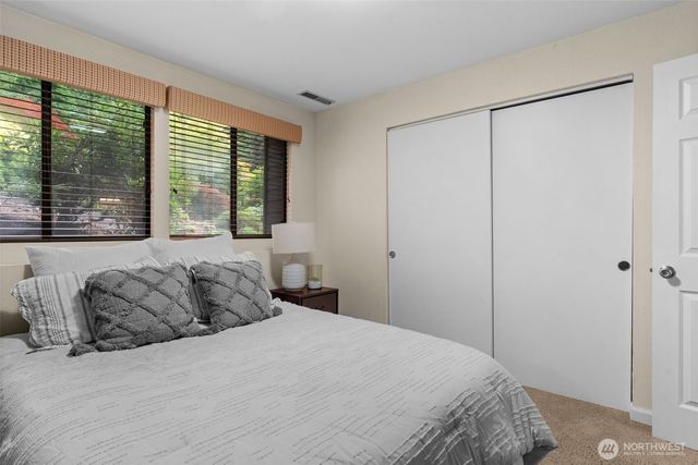5820 53rd Avenue NW, Gig Harbor, WA 98335