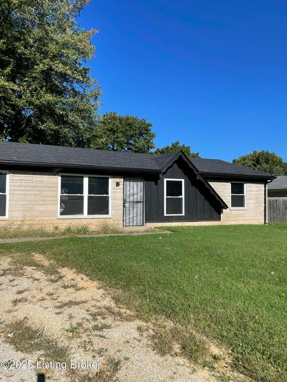 7602 Randy Ct, Louisville, KY 40258