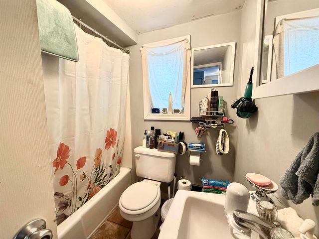 78 Harrison Avenue, Rutland City, VT 05701