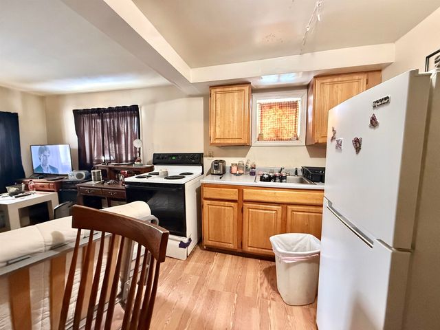 78 Harrison Avenue, Rutland City, VT 05701