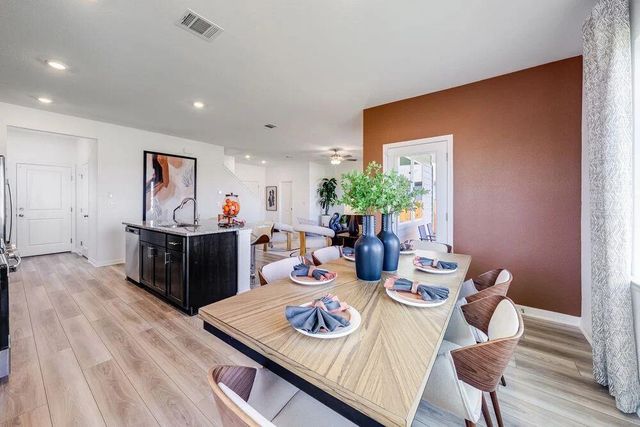 613 Unakite TRL, Liberty Hill, TX 78642