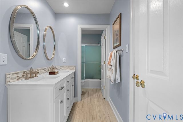 9172 Ivy Banks Dr, Mechanicsville, VA 23116