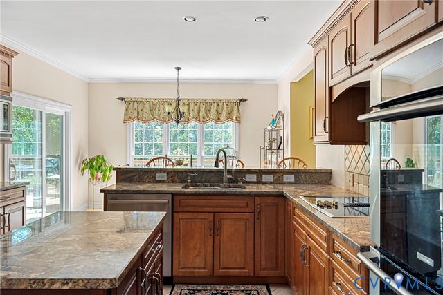 9172 Ivy Banks Dr, Mechanicsville, VA 23116