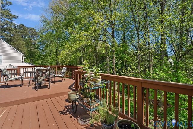 9172 Ivy Banks Dr, Mechanicsville, VA 23116