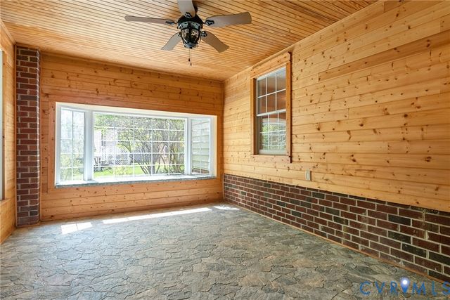 9172 Ivy Banks Dr, Mechanicsville, VA 23116