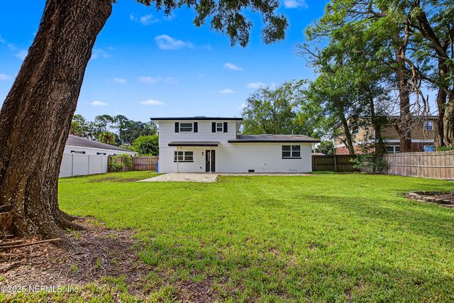 8529 BURKHALL Street, Jacksonville, FL 32211