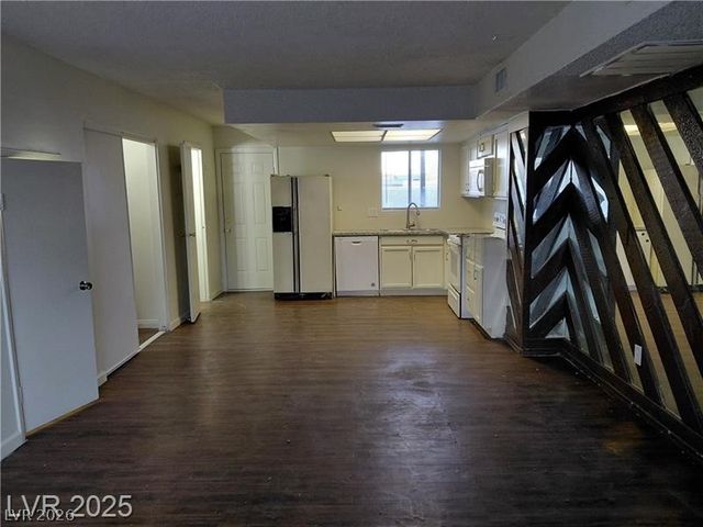 1336 North JONES Boulevard, Las Vegas, NV 89108