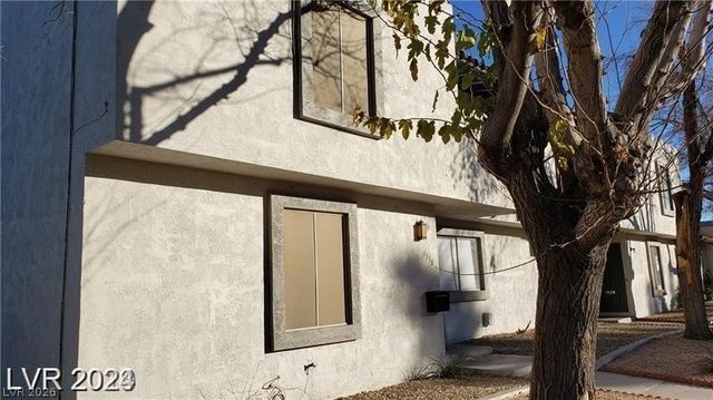 1336 North JONES Boulevard, Las Vegas, NV 89108