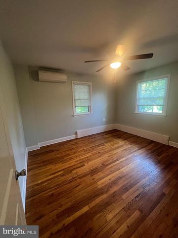 361 SPRING GARDEN ST, Conshohocken, PA 19428