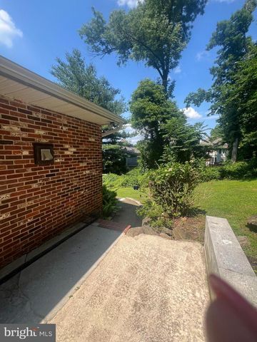 361 SPRING GARDEN ST, Conshohocken, PA 19428