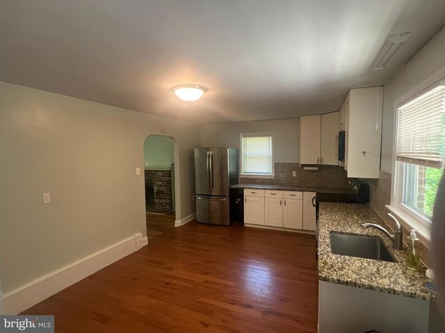 361 SPRING GARDEN ST, Conshohocken, PA 19428