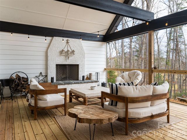 508 Avery Creek Road, Arden, NC 28704