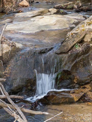 508 Avery Creek Road, Arden, NC 28704