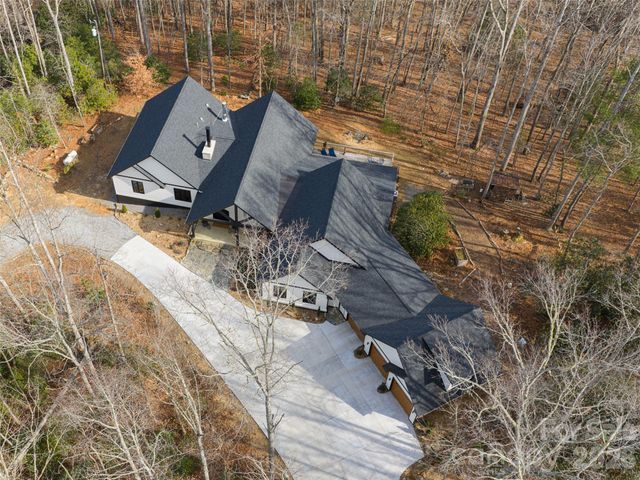 508 Avery Creek Road, Arden, NC 28704