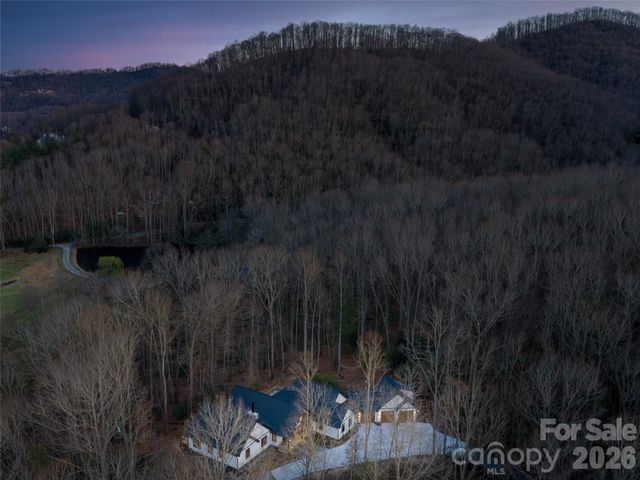 508 Avery Creek Road, Arden, NC 28704