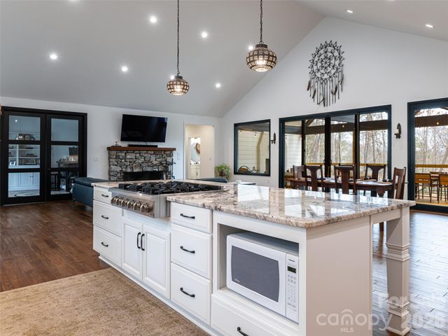 508 Avery Creek Road, Arden, NC 28704