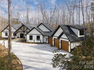 508 Avery Creek Road, Arden, NC 28704