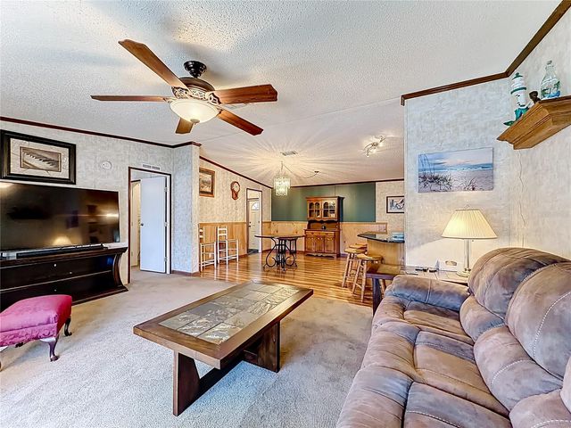 1658 ELKHART CIRCLE, Tavares, FL 32778