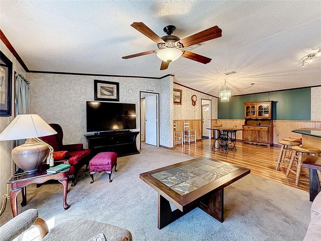 1658 ELKHART CIRCLE, Tavares, FL 32778