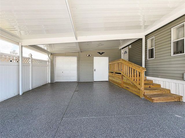 1658 ELKHART CIRCLE, Tavares, FL 32778