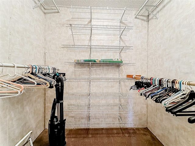 1658 ELKHART CIRCLE, Tavares, FL 32778