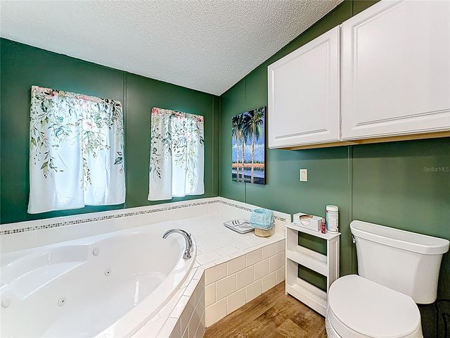 1658 ELKHART CIRCLE, Tavares, FL 32778