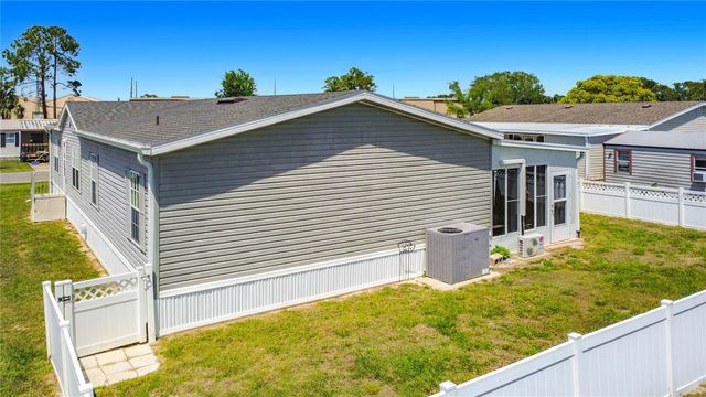 1658 ELKHART CIRCLE, Tavares, FL 32778