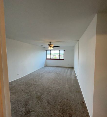 600 Naples Court 510, Glenview, IL 60025