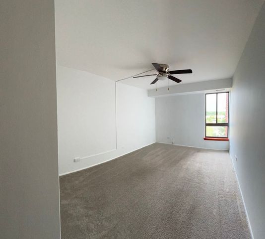 600 Naples Court 510, Glenview, IL 60025