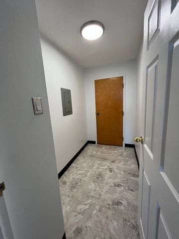 600 Naples Court 510, Glenview, IL 60025