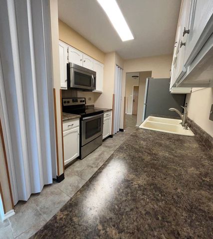 600 Naples Court 510, Glenview, IL 60025