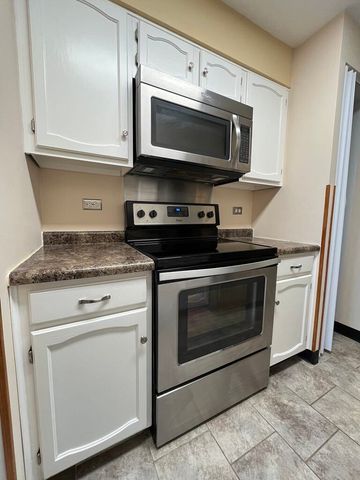 600 Naples Court 510, Glenview, IL 60025