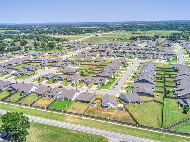 12404 N 130 East Avenue, Collinsville, OK 74021
