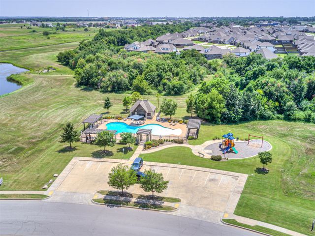 12404 N 130 East Avenue, Collinsville, OK 74021