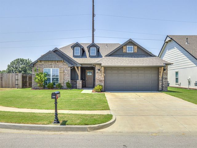 12404 N 130 East Avenue, Collinsville, OK 74021