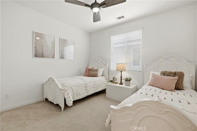 18135 Tableau Way, Saugus, CA 91350
