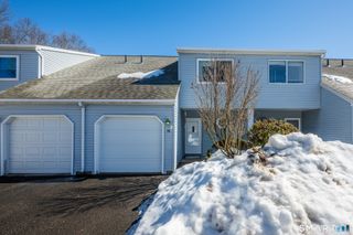 565 Clark Avenue APT 56, Bristol, CT 06010