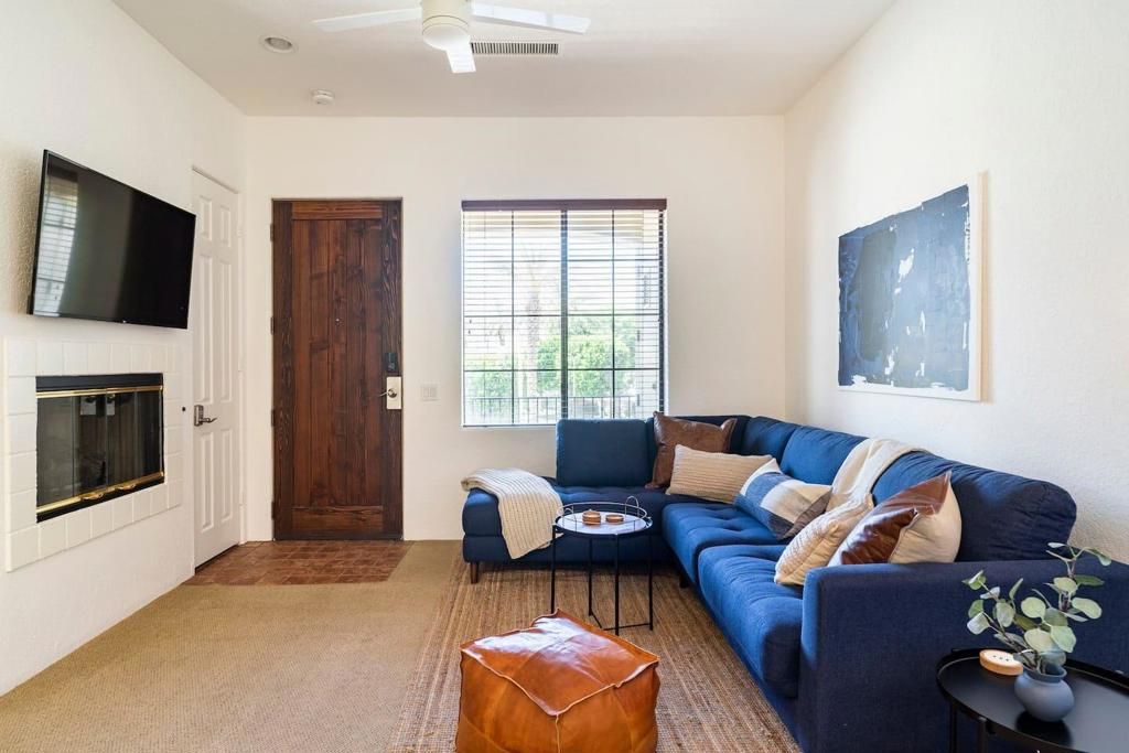 50740 Santa Rosa Plaza 5, La Quinta, CA 92253