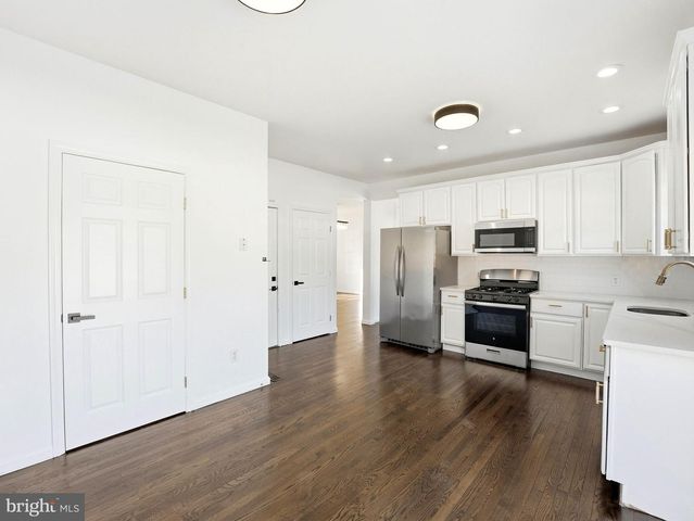 316 REDFERN ST, Hamilton, NJ 08610